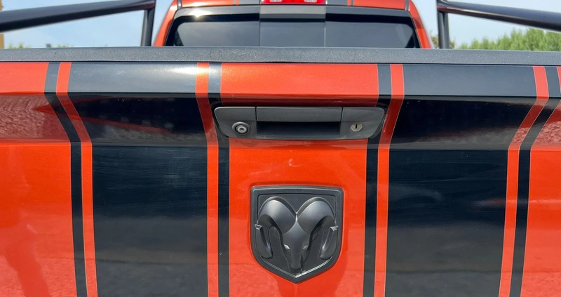 Dodge RAM cena 108900 przebieg: 298000, rok produkcji 2013 z Grójec małe 352